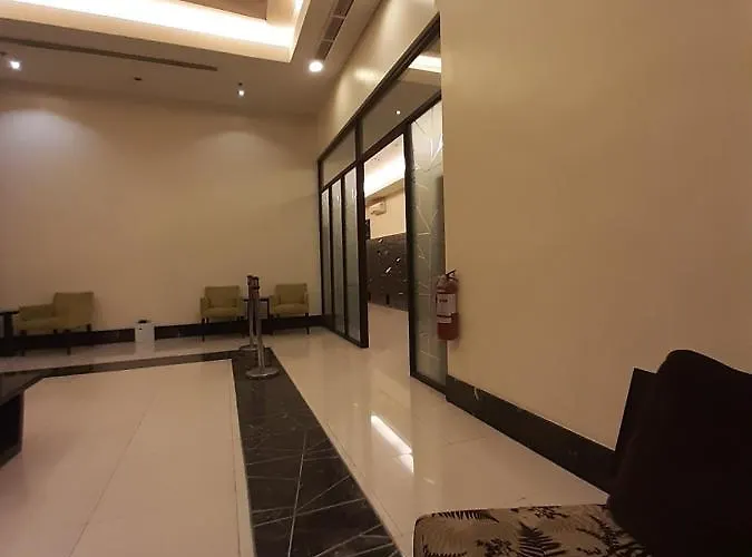 Hotel Yuri Condotel Manila